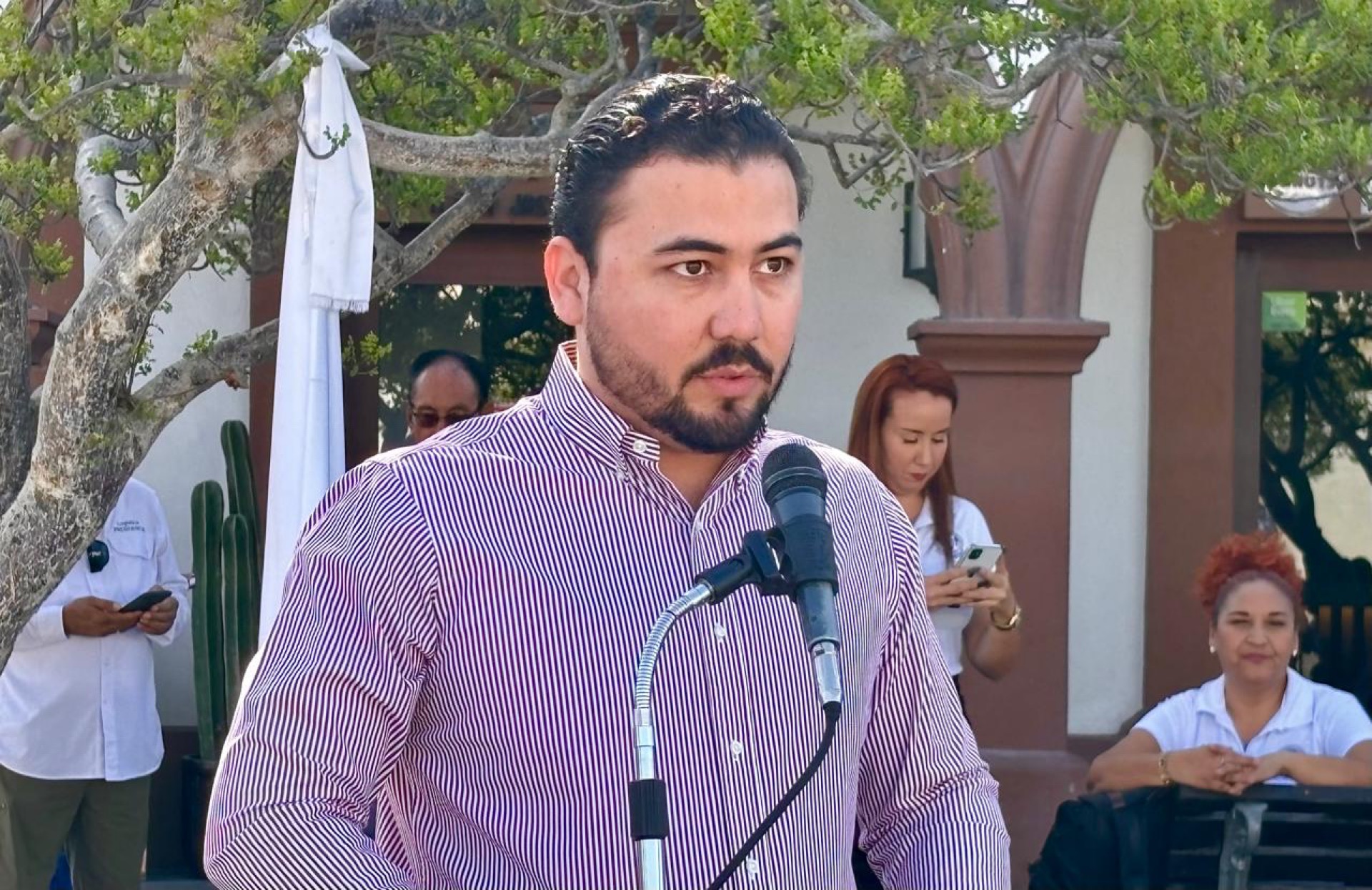 Exhorta Gobierno de Los Cabos a concesionarios de la Zona Federal Marítimo Terrestre que mantienen adeudo histórico de 150 mdp