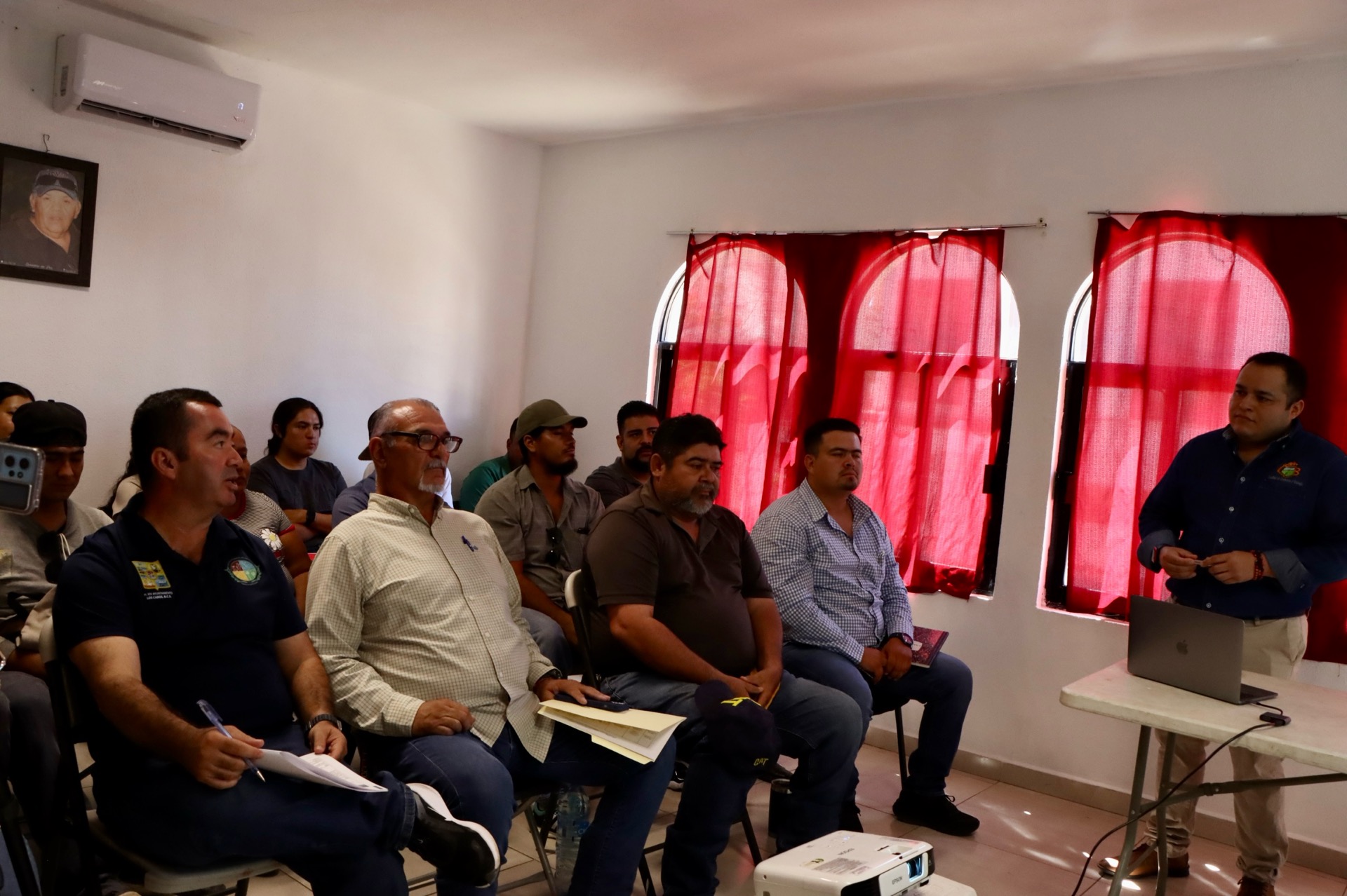 Recibe personal de Ecología y Medio Ambiente de Los Cabos, taller denominado “AG -A-2 Cursos de Capacitación para Toma de Muestras y los Principales Perímetros” en la Reserva Ecológica Estatal de San José del Cabo