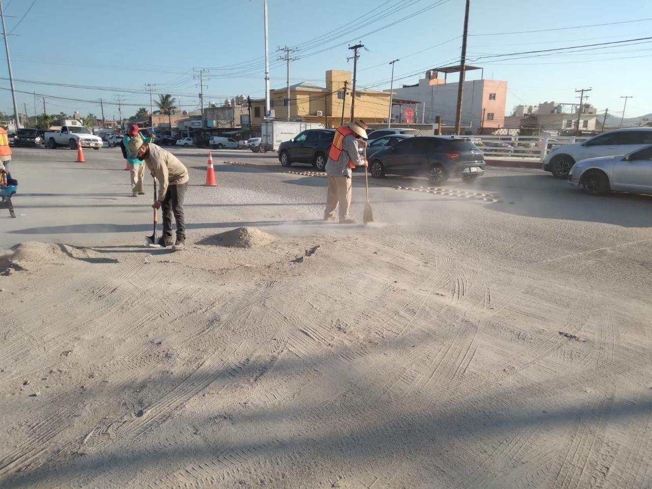 Sigue la limpieza de camellones y avenidas de San José del Cabo