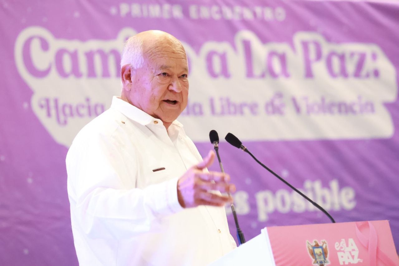 DIRIGE VÍCTOR CASTRO COSÍO PRIMER ENCUENTRO “CAMINO HACIA LA PAZ”, HACIA UNA VIDA SIN VIOLENCIA”