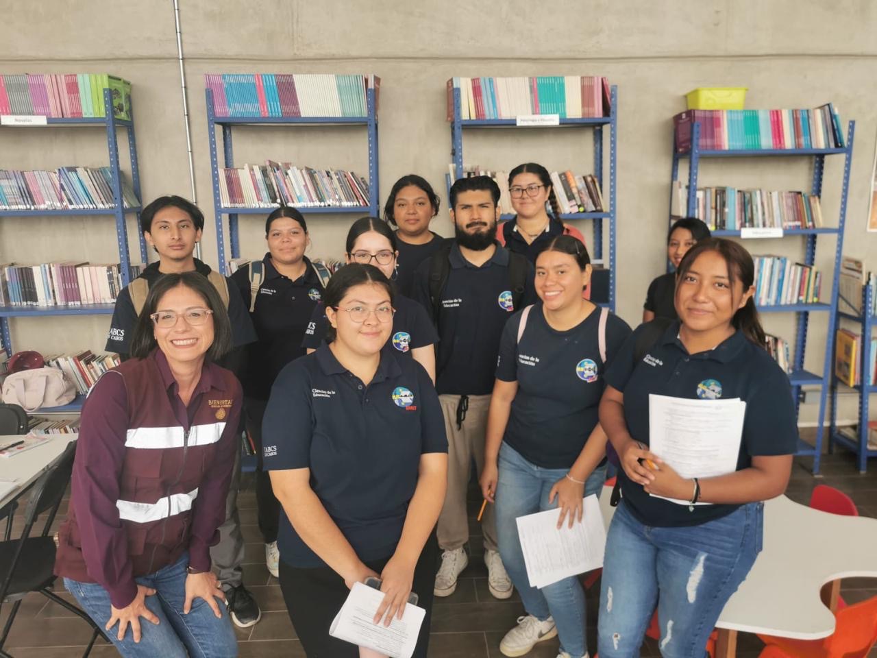 Estudiantes de UABCS Los Cabos participan en diagnóstico sobre vivienda y suelo del Gobierno Federal