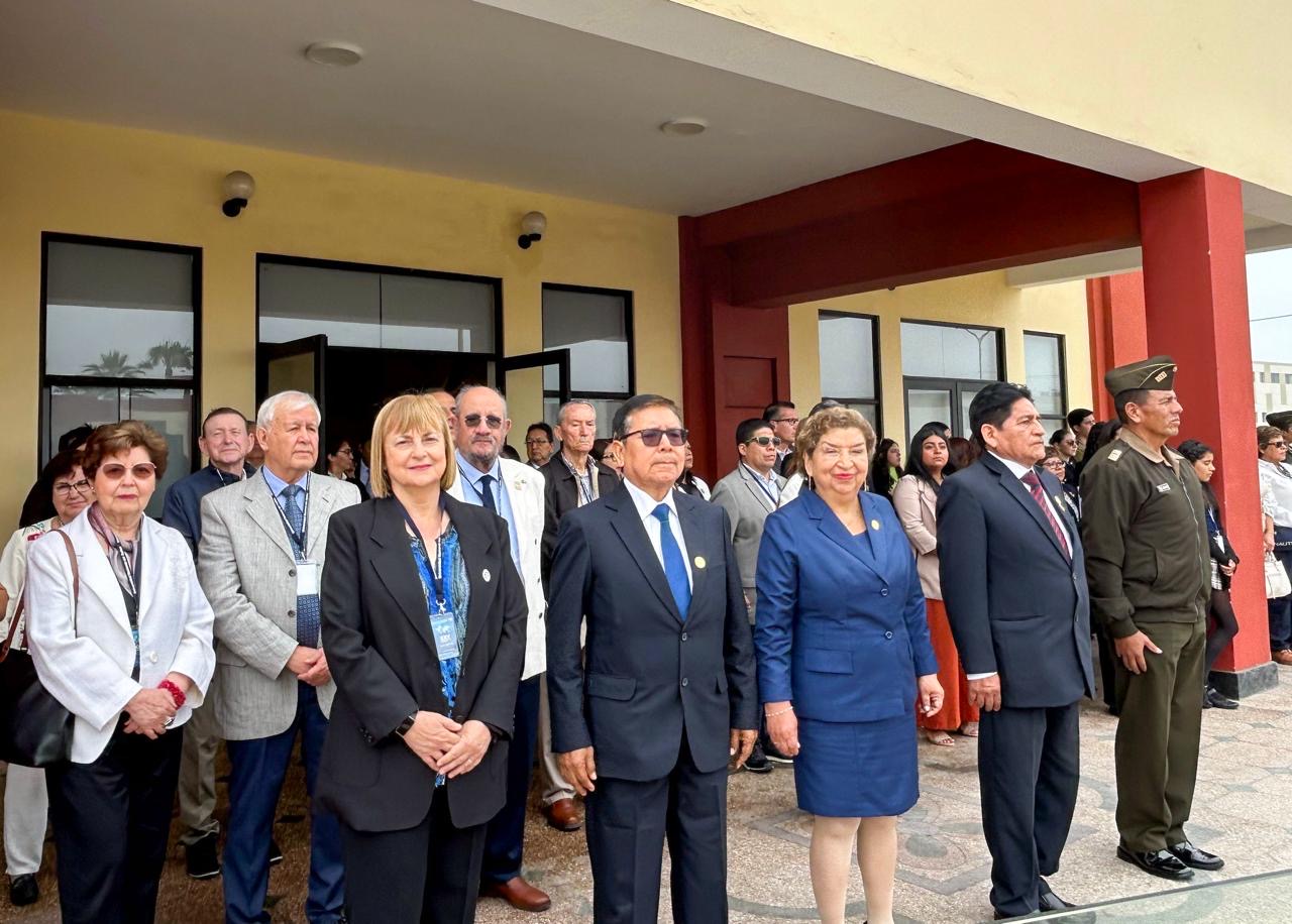 Liderazgo académico Perú-México: XXV Simposium Mundial en Lima.