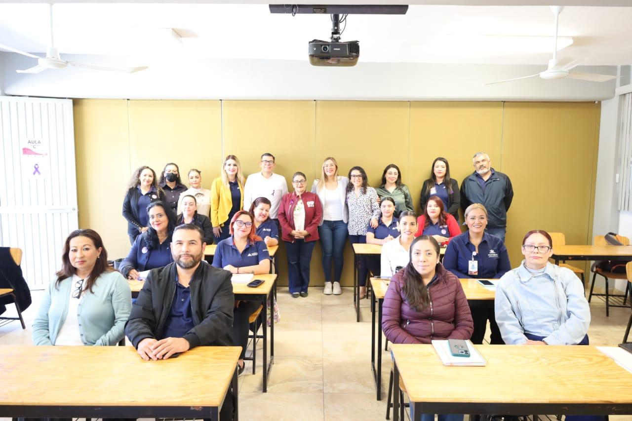 Concluye el Instituto de Capacitación curso sobre Democracia Familiar