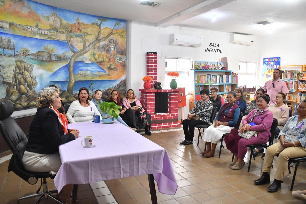 Celebran jornada de lectura en Cabo San Lucas con motivo del Día Internacional de la Mujer