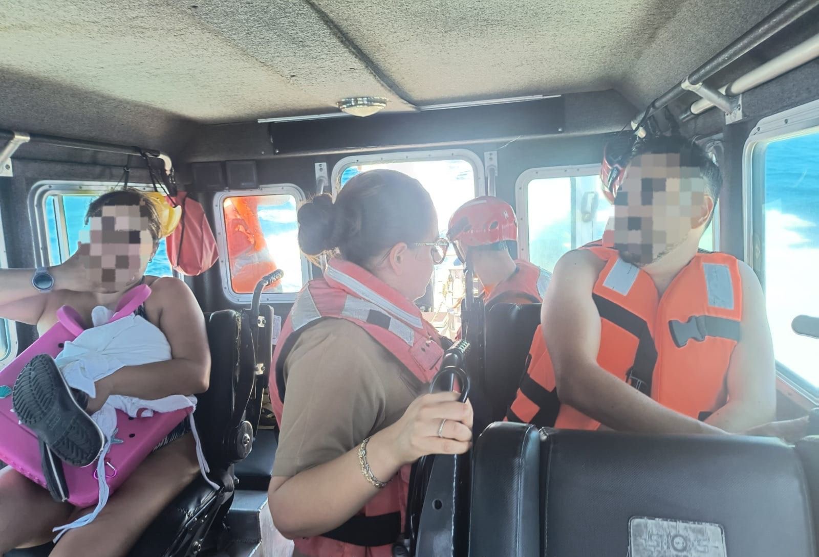Personal de la Secretaría de Marina efectuó evacuación médica de una persona en Los Cabos, Baja California Sur