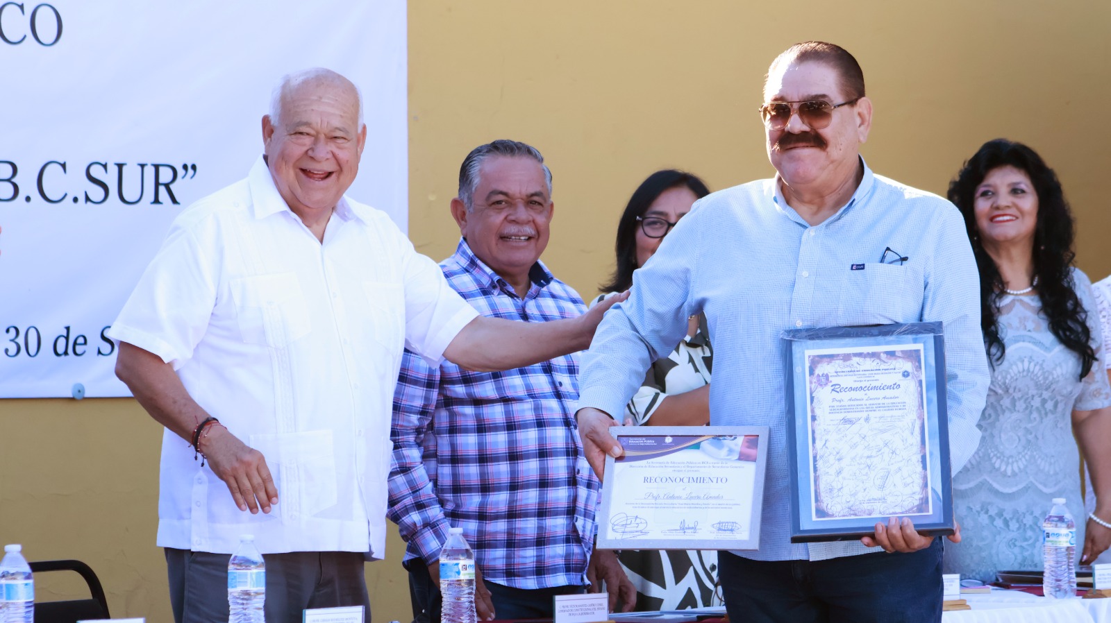 Benemérita Secundaria Morelos, ejemplo de trabajo y compromiso: Víctor Castro