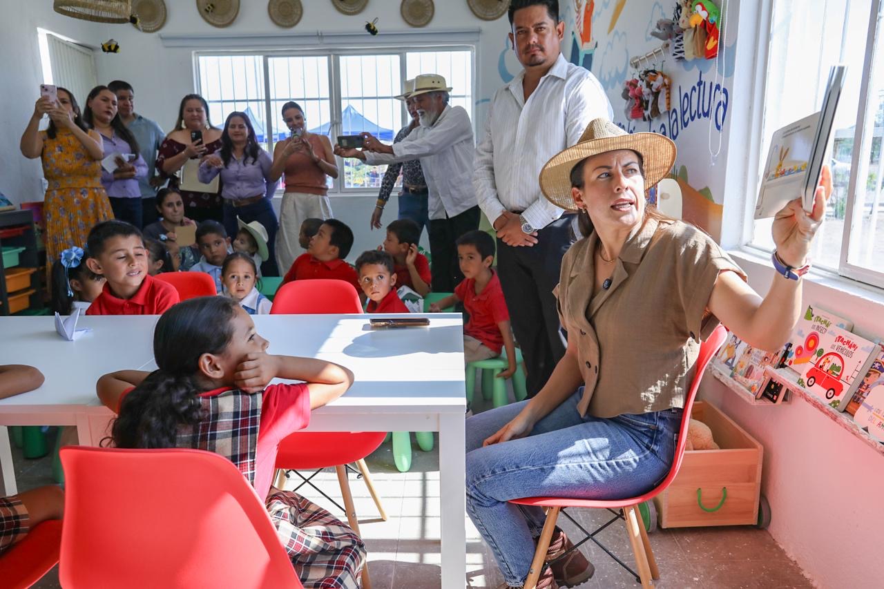 Inaugura Milena Quiroga biblioteca infantil en Las Pocitas