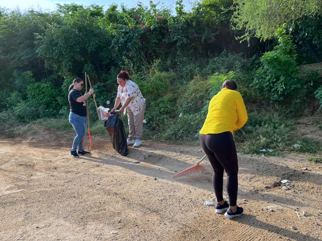 Realizan labores de limpieza en la Delegación Municipal de Miraflores