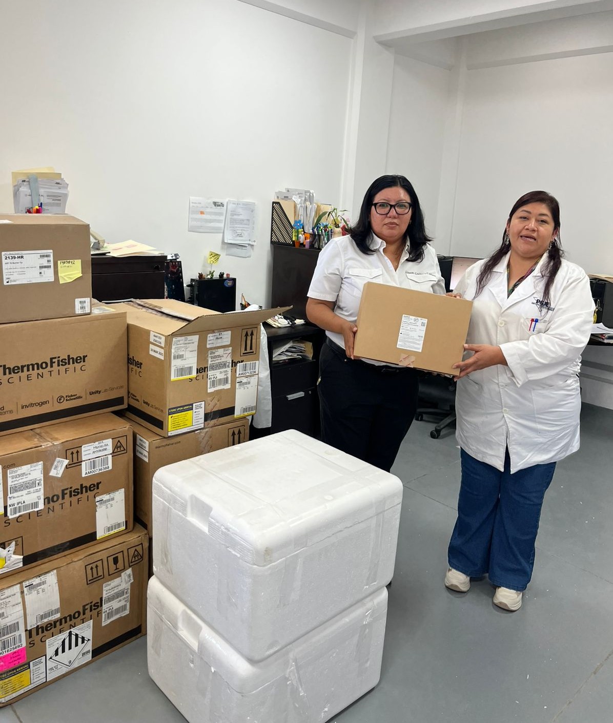 Gobierno del Estado refuerza al Laboratorio de Genética de la PGJE con material especializado para identificación humana