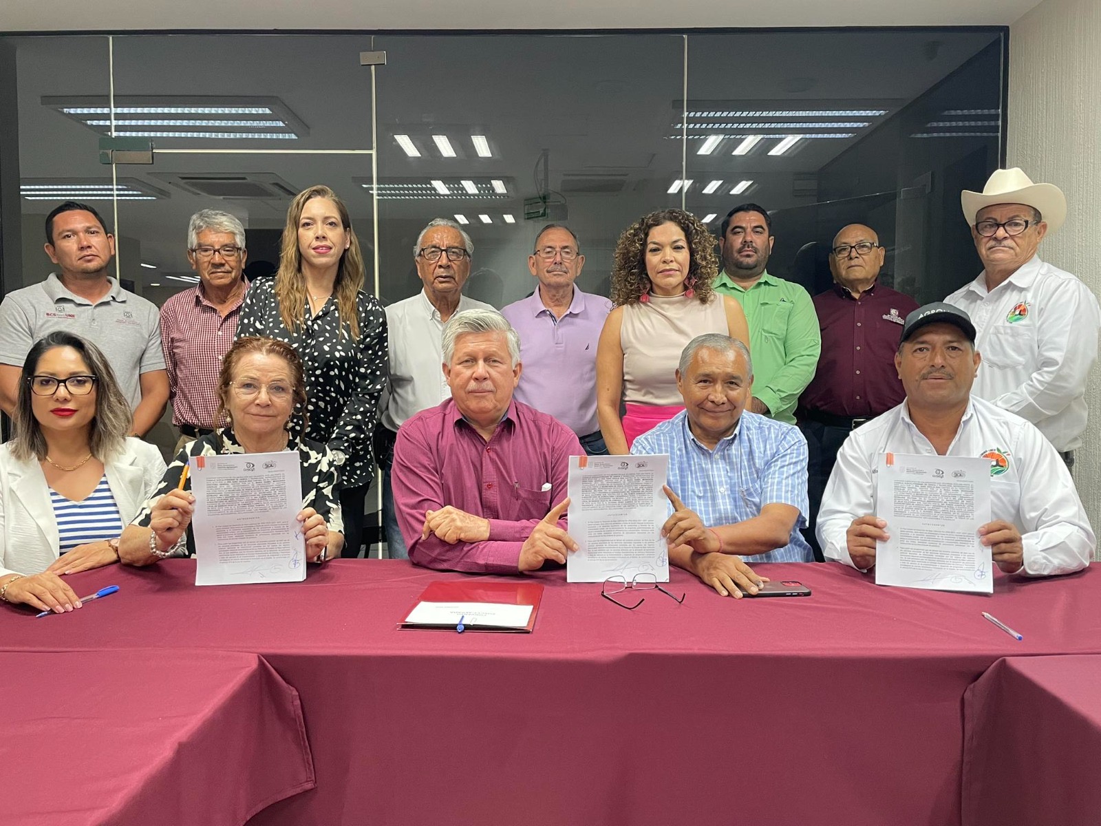 Autoridades de BCS firman convenio para reactivar laboratorio de insectos benéficos