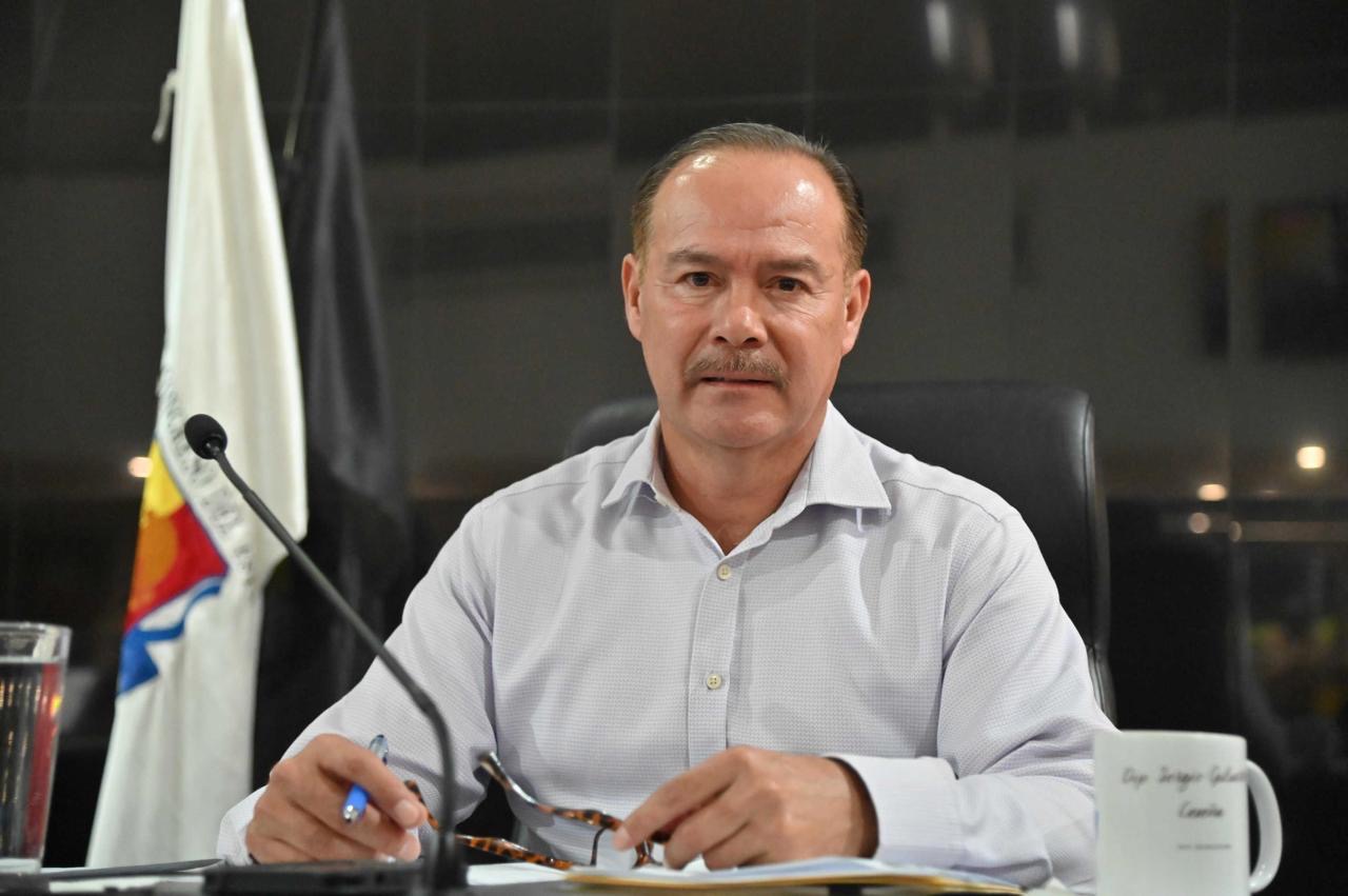 Aprueban reformas a la Ley Burocrática en materia de lactancia materna