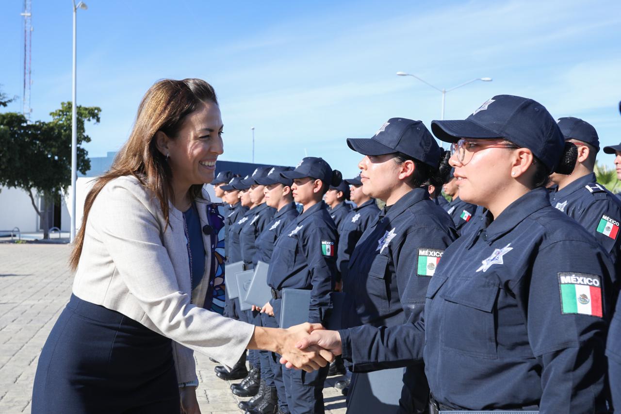 Refuerzan seguridad en La Paz con la incorporación de 41 nuevos policías municipales