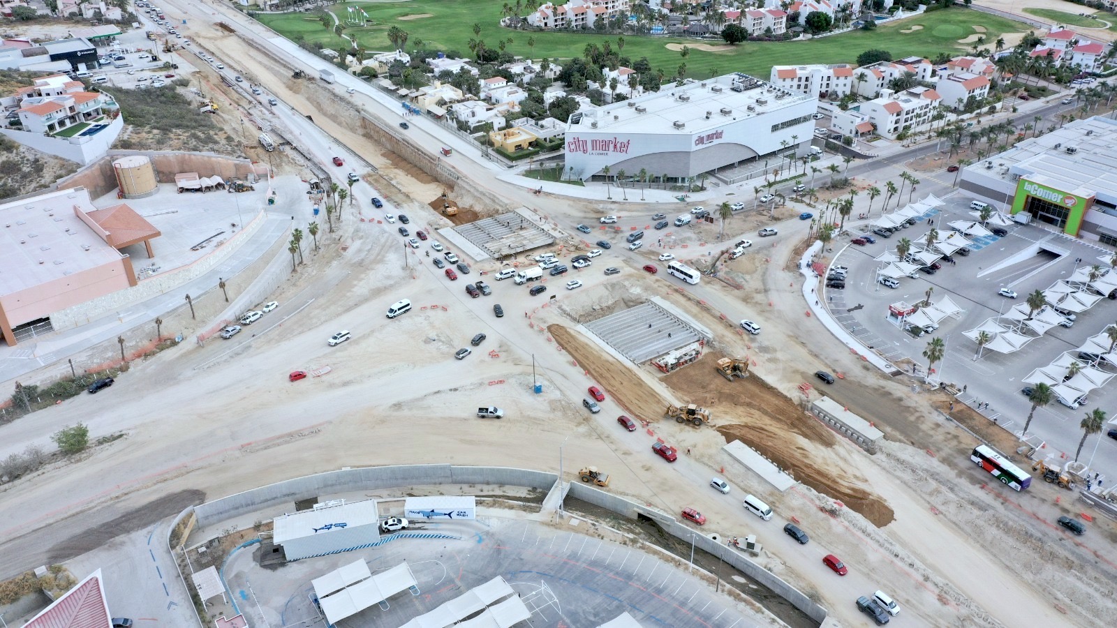 Reactivan obras de la Glorieta de las Mujeres Libres de BCS; avance supera el 60%