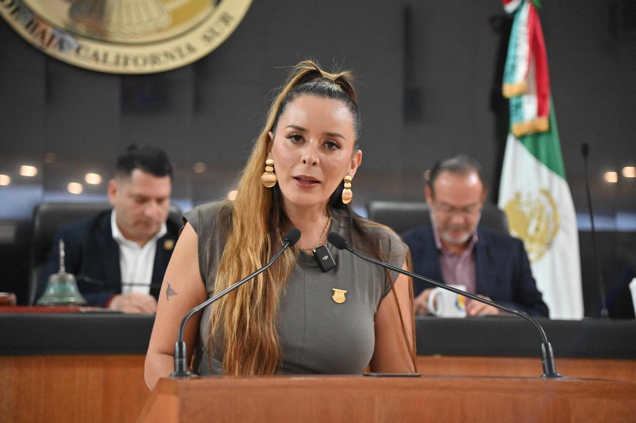Impulsan la institucionalización del Parlamento de Mujeres