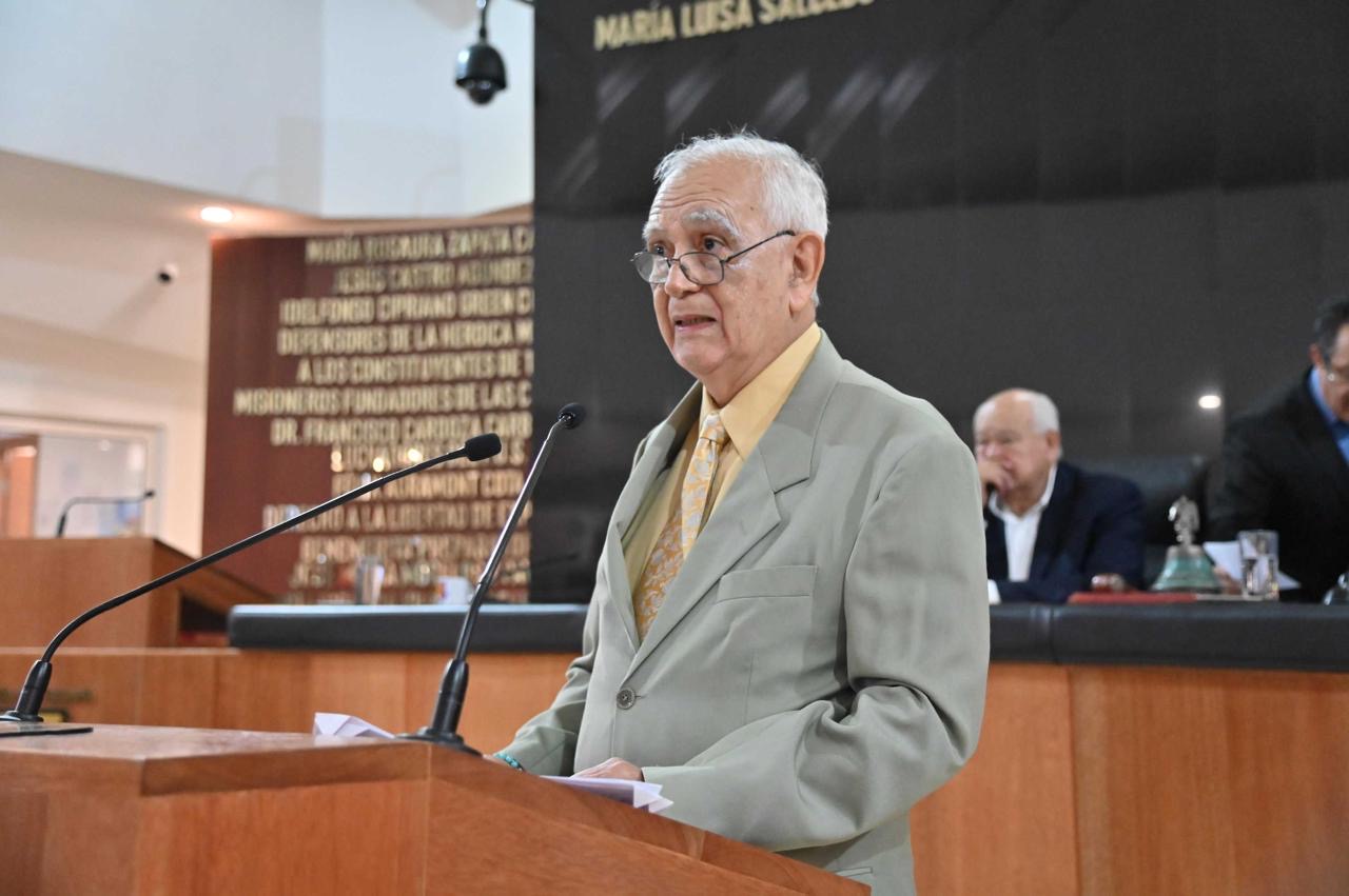 Conmemoran el 51 Aniversario de la Constitución de BCS