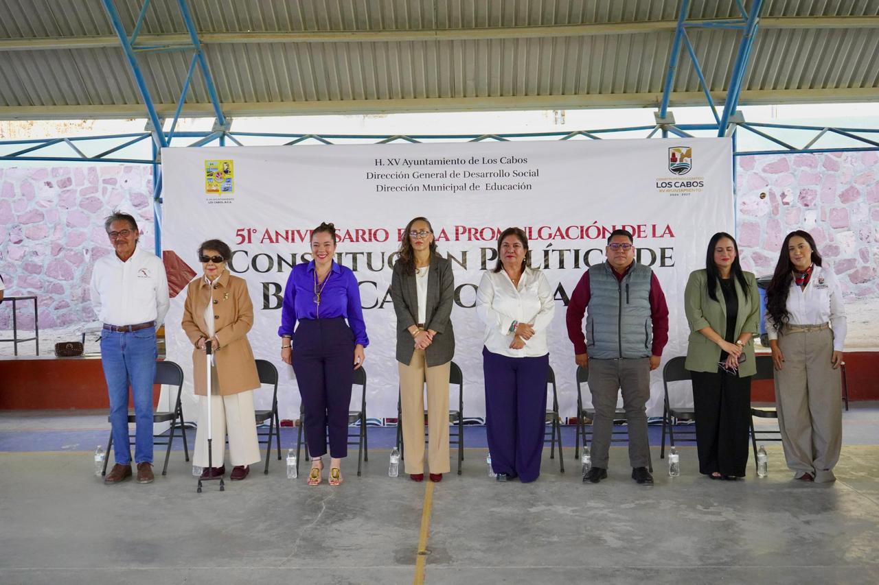 Conmemoran en Cabo San Lucas el 51° aniversario de la Constitución Política de Baja California Sur
