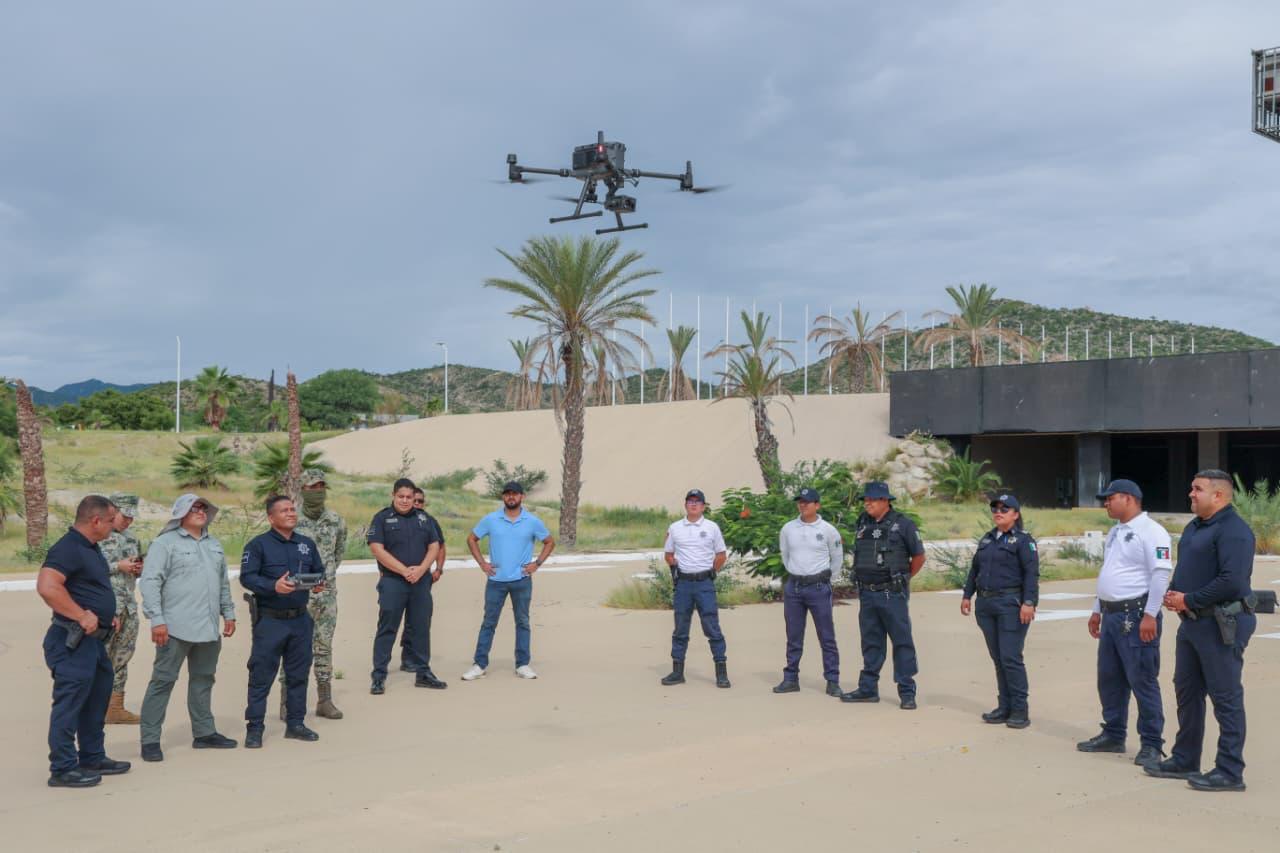 Los Cabos se posiciona a la vanguardia con pilotos de drones certificados en seguridad pública