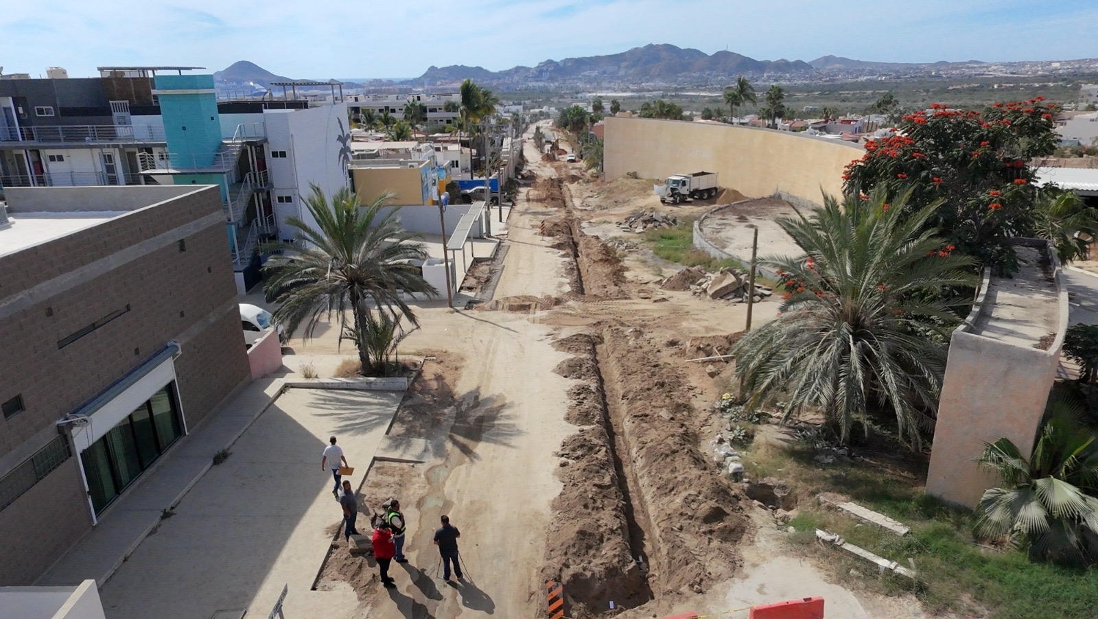 Avanza pavimentación integral de Camino El Tezal en Cabo San Lucas