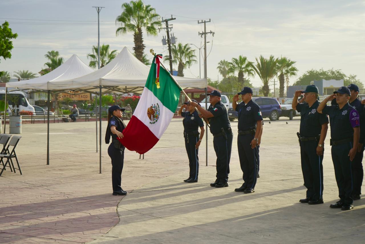 Conmemoran a cabeños ilustres durante Honores a la Bandera en Cabo San Lucas