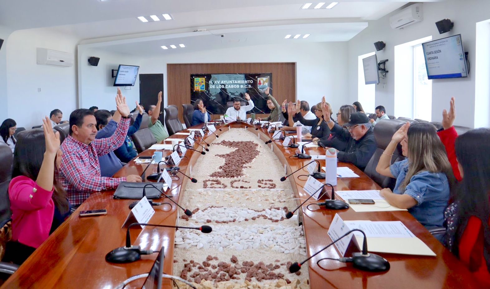 Presenta INDESO avances en sostenibilidad, energías limpias y participación ciudadana en Los Cabos