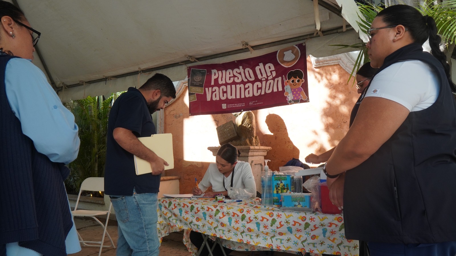 Acercan vacunación contra sarampión en puntos estratégicos de San José del Cabo