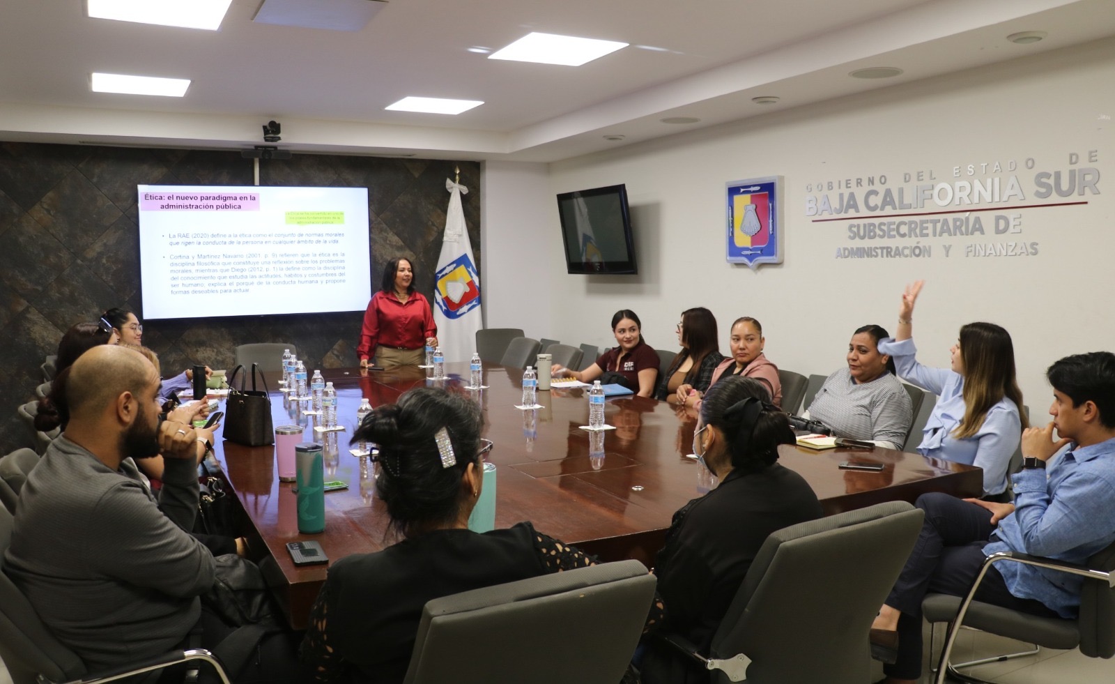 Imparte SGG capacitación de ética al personal de Casa Cuna – Casa Hogar en La Paz