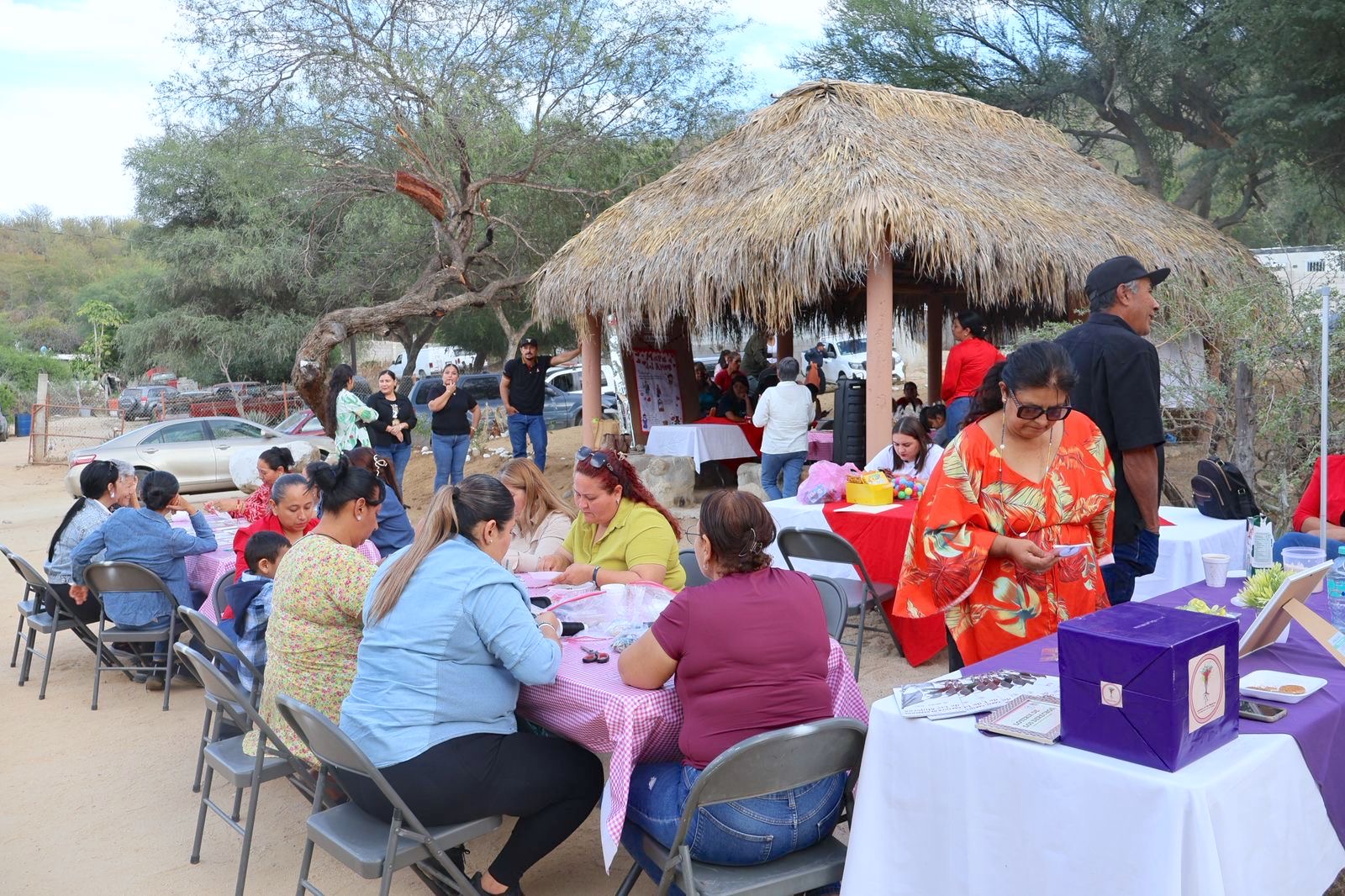 Delegación de Miraflores acerca actividades recreativas a comunidad de El Chapule