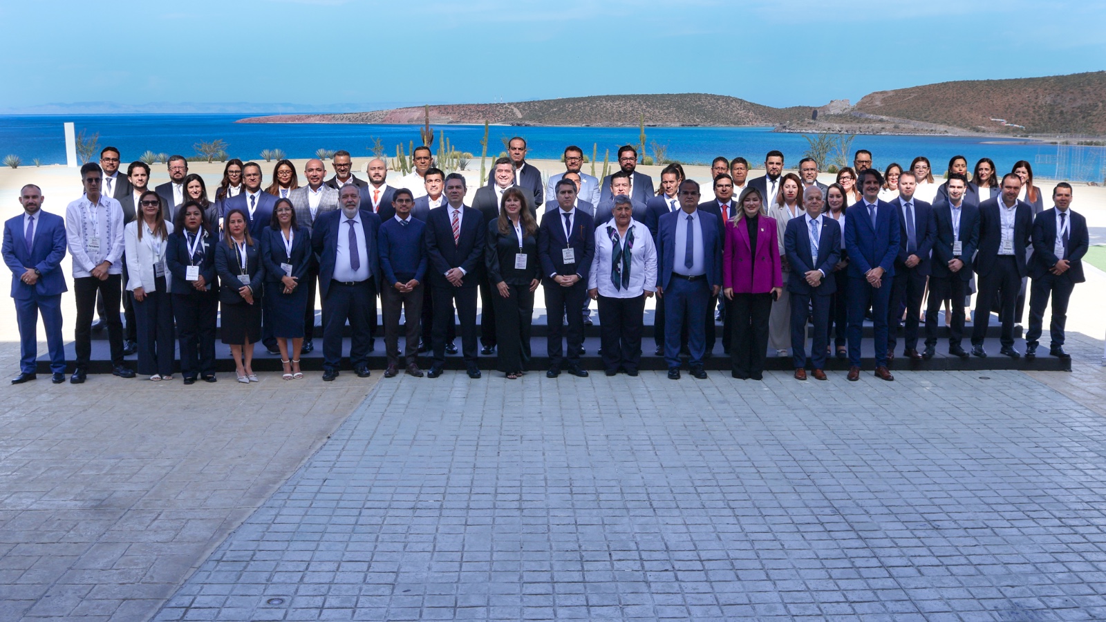 32 estados participan en el 4.º Encuentro Nacional del Modelo Hacendario Estatal; La Paz fue sede