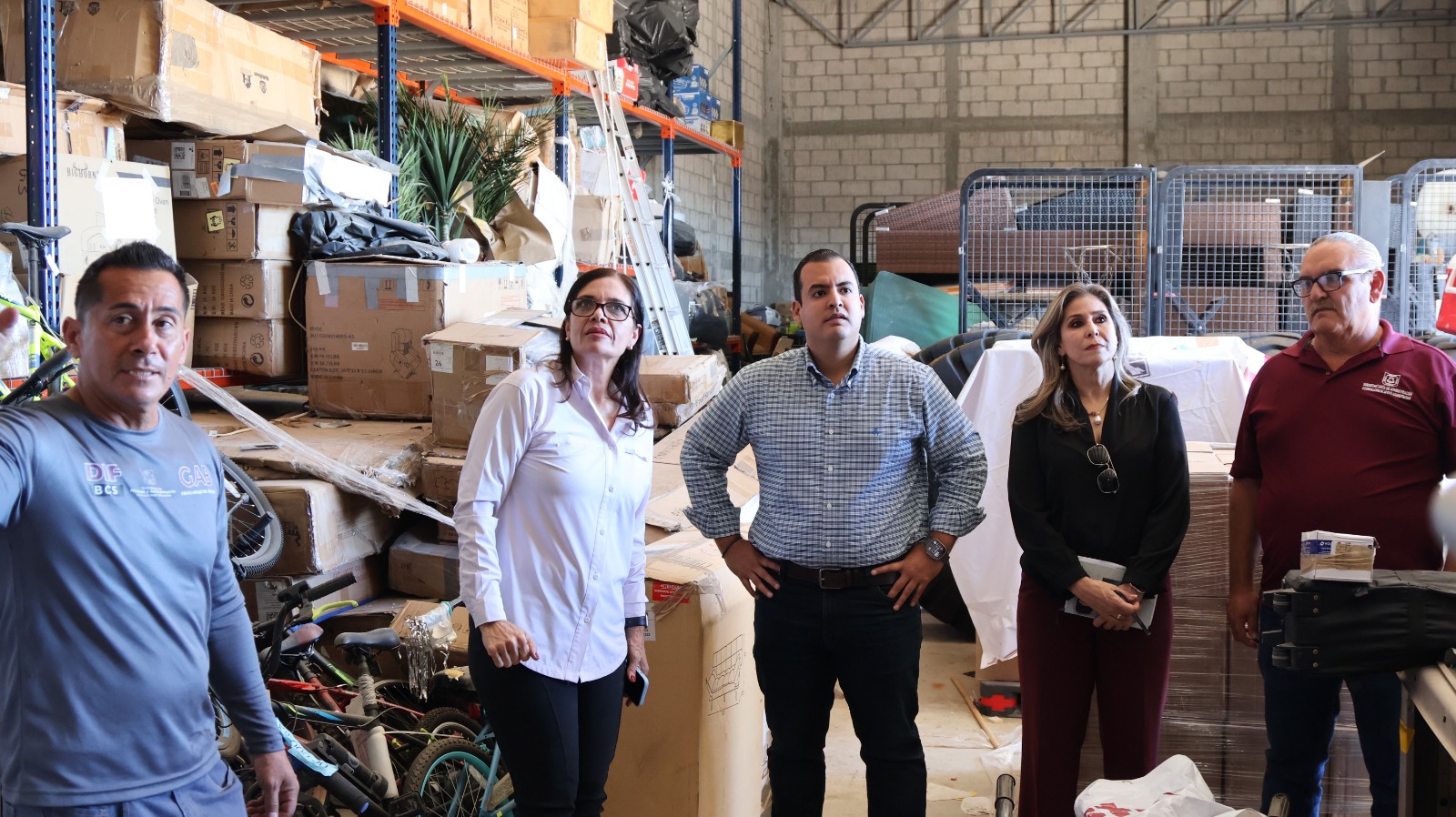 Encabeza Subsecretario de Administración recorrido de supervisión en Fiscalización Aduanera y entrega unidad vehicular