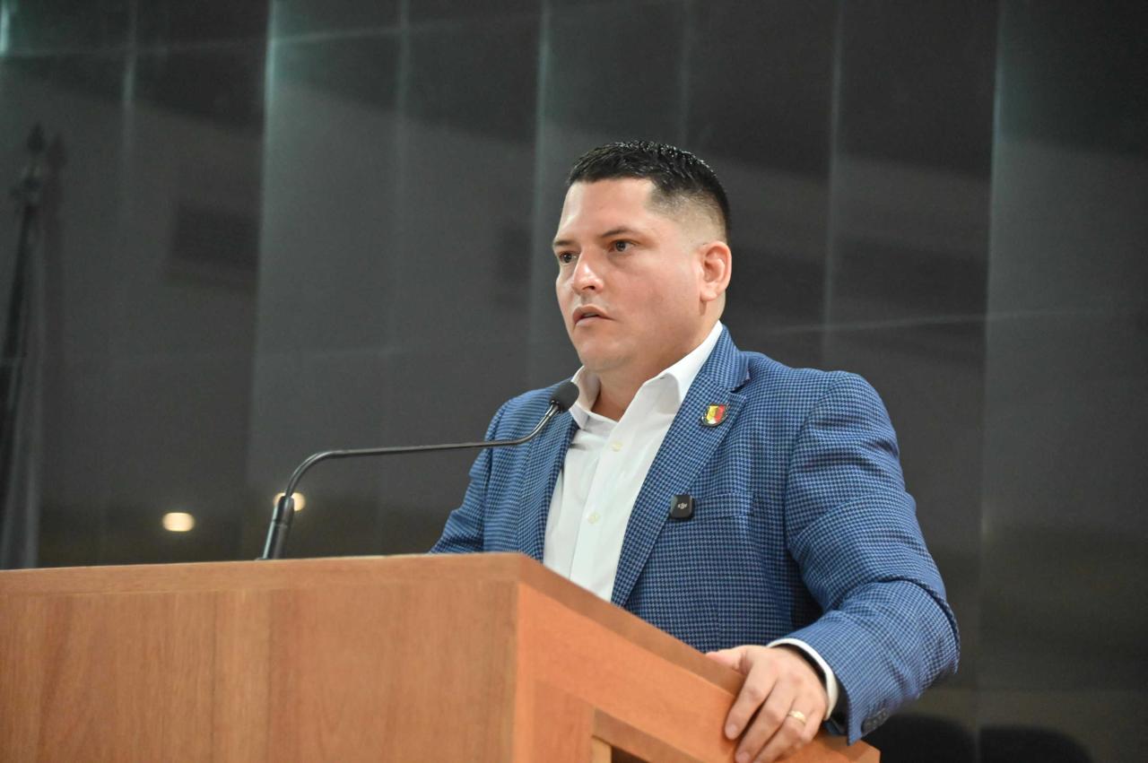 Proponen exhortar al titular de la PROFECO para que compañías telefónicas cumplan con la Ley Federal de Protección al Consumidor