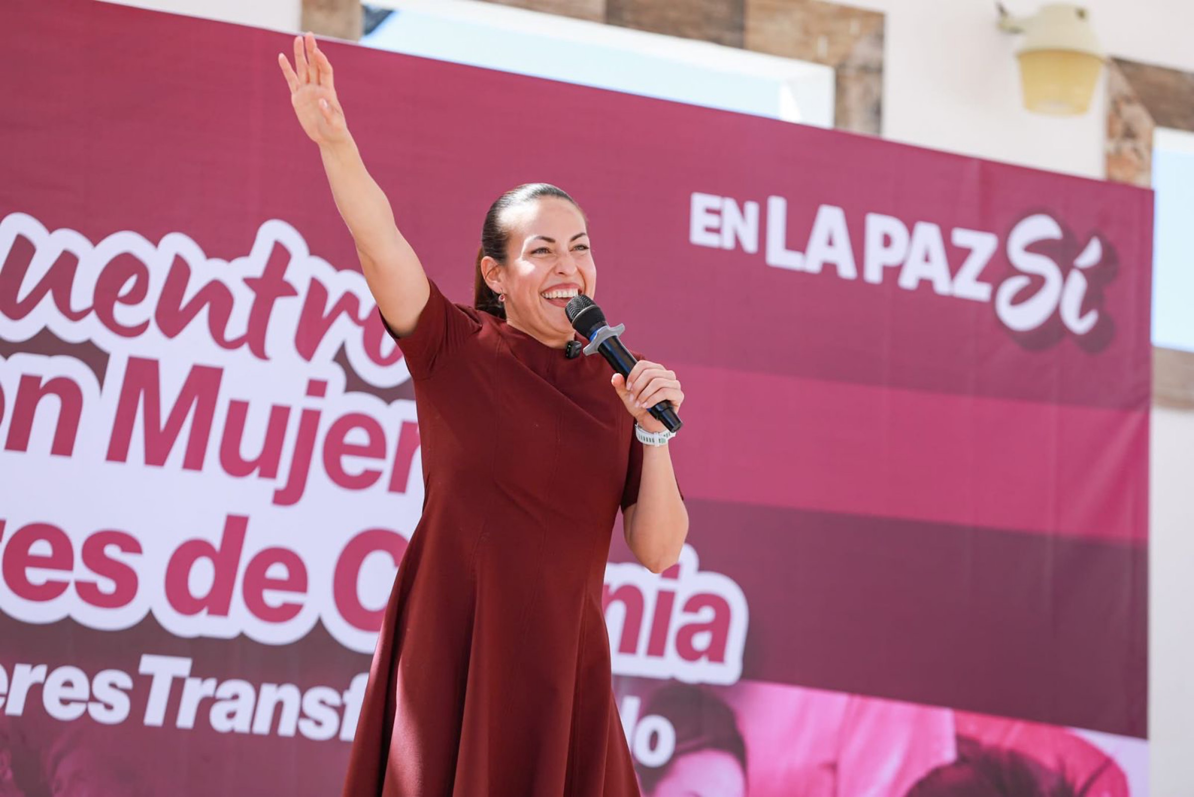 BURÓ POLÍTICO/ ¡LA QUE PERSEVERA, ALCANZA!