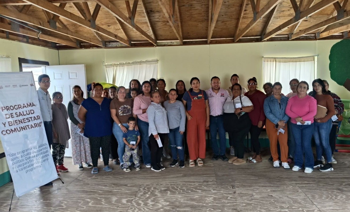 Supervisa SEDIF proyectos comunitarios que generan autoempleo en el norte del estado