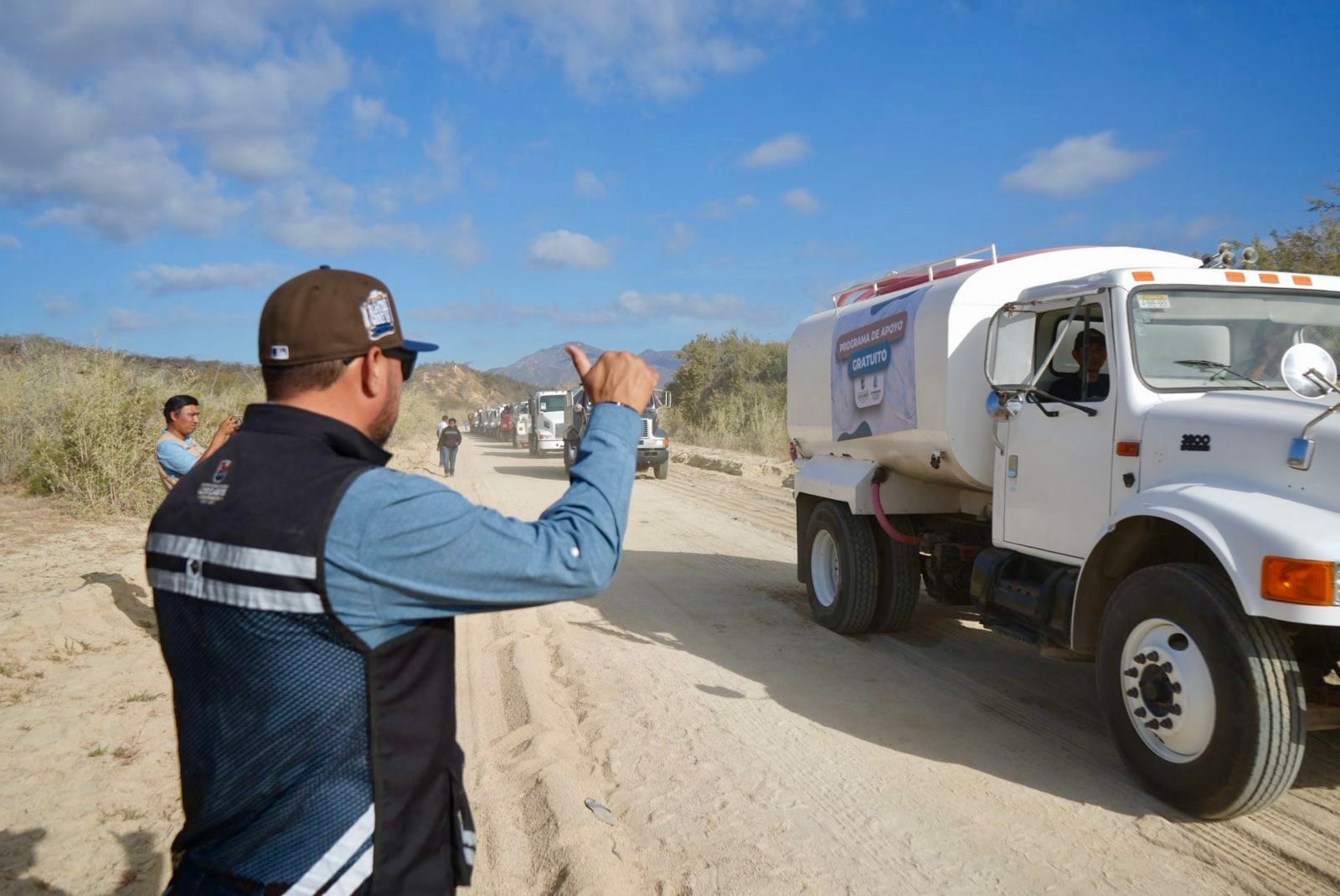 ARRANCA PROGRAMA DE AGUA GRATUITA Y ATIENDE A MÁS DE 200 FAMILIAS EN SU PRIMER DÍA