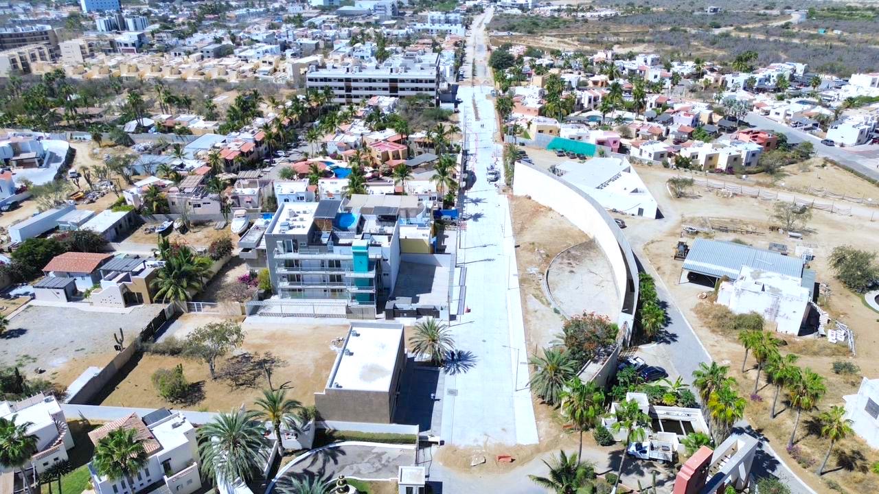 Avanza 85% pavimentación de la calle Camino a El Tezal en Cabo San Lucas