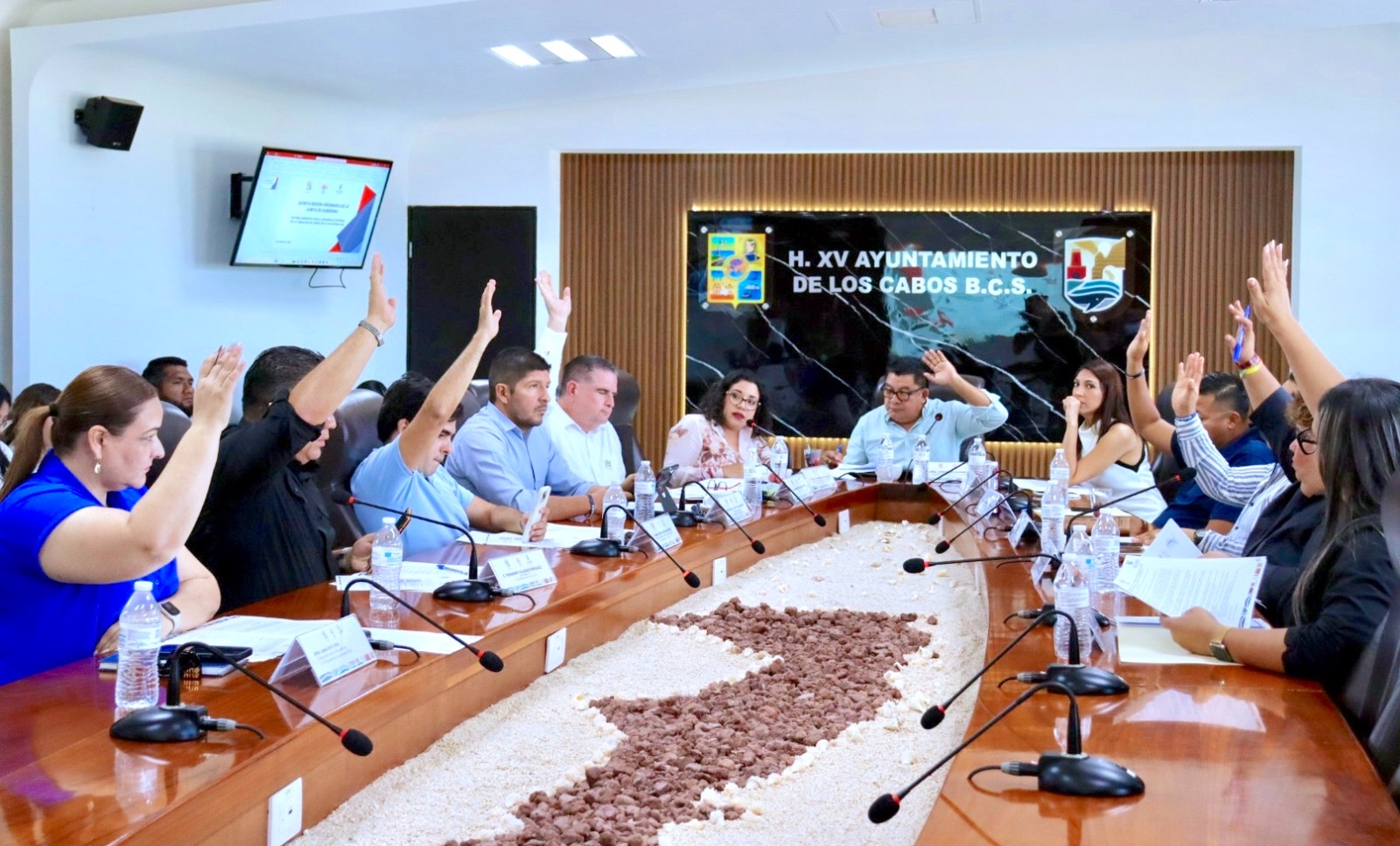 Aprueban nombramientos y lineamientos en sesión de la Junta de Gobierno del DIF Los Cabos