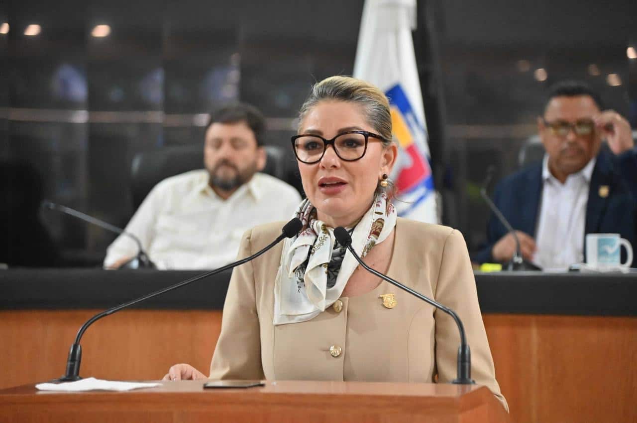 Propone la diputada  Karina Olivas tipificar el acecho en el Código Penal