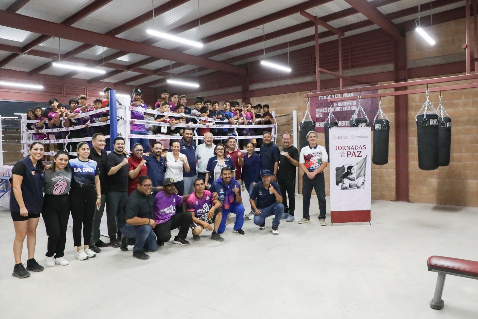 1,500 jóvenes al ring: Milena Quiroga cumple e inaugura gimnasio de box en La Paz