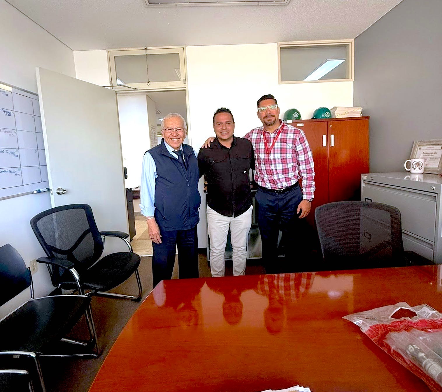 Fortalece Ayuntamiento de Los Cabos capacitación en Protección Civil con apoyo de CENAPRED