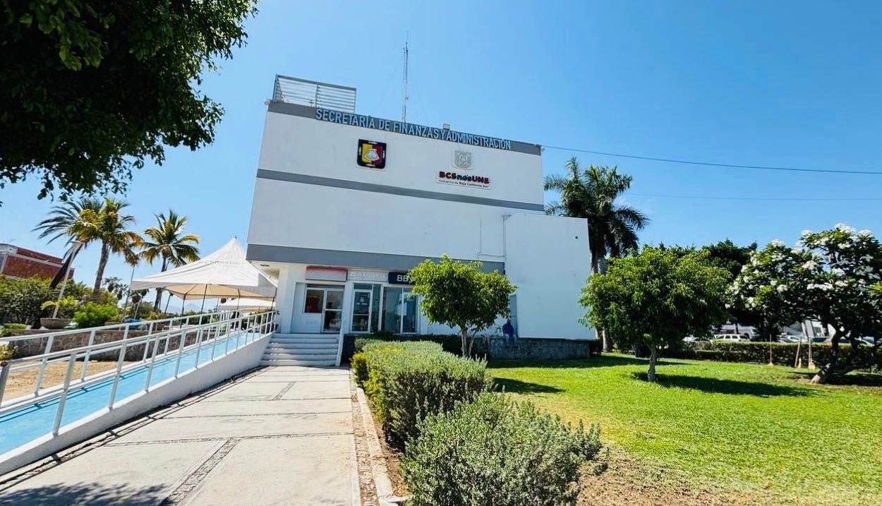 Implementa Secretaría de Finanzas ajustes operativos en módulos de atención a contribuyentes