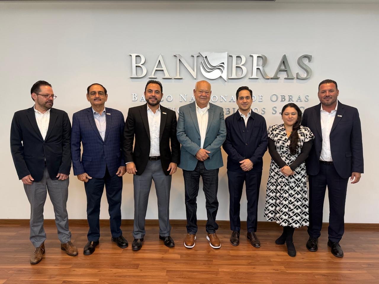 Gobernador VMCC impulsa proyectos estratégicos de infraestructura y agua para Baja California Sur