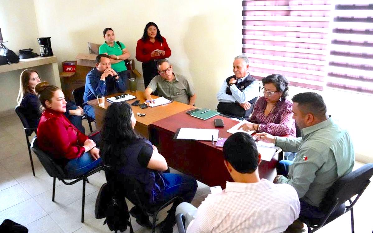 Dan seguimiento a reubicación de familias en zonas de riesgo en Cabo San Lucas