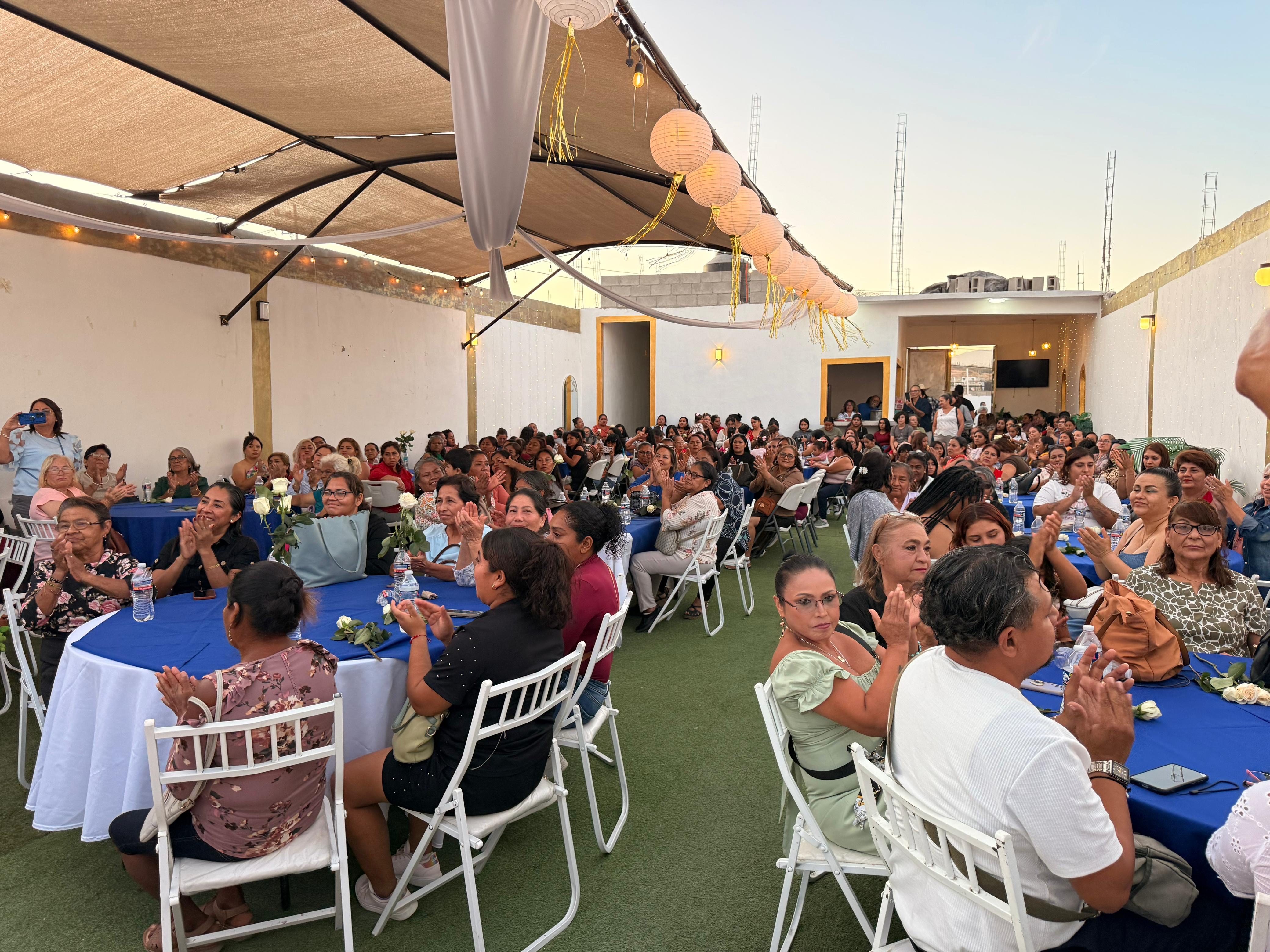 Festeja PAN Día de las Madres en Los Cabos, Loreto y Mulegé