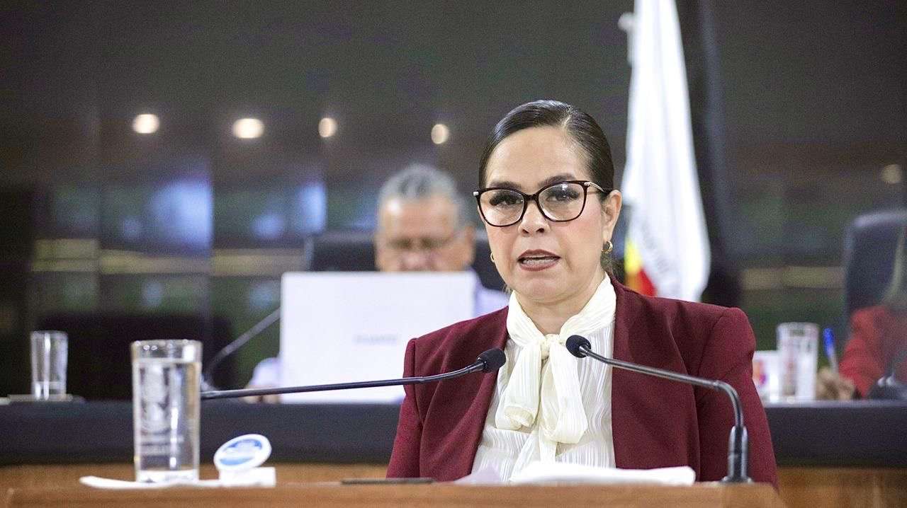 Plantea la diputada Gabriela Montoya que familias no se queden sin agua por falta de pago