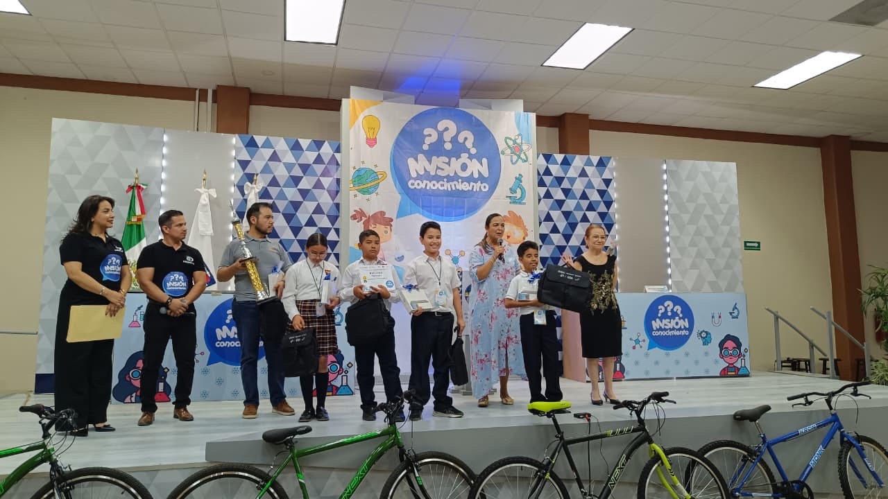 Premian a equipos ganadores de Misión Conocimiento 2026